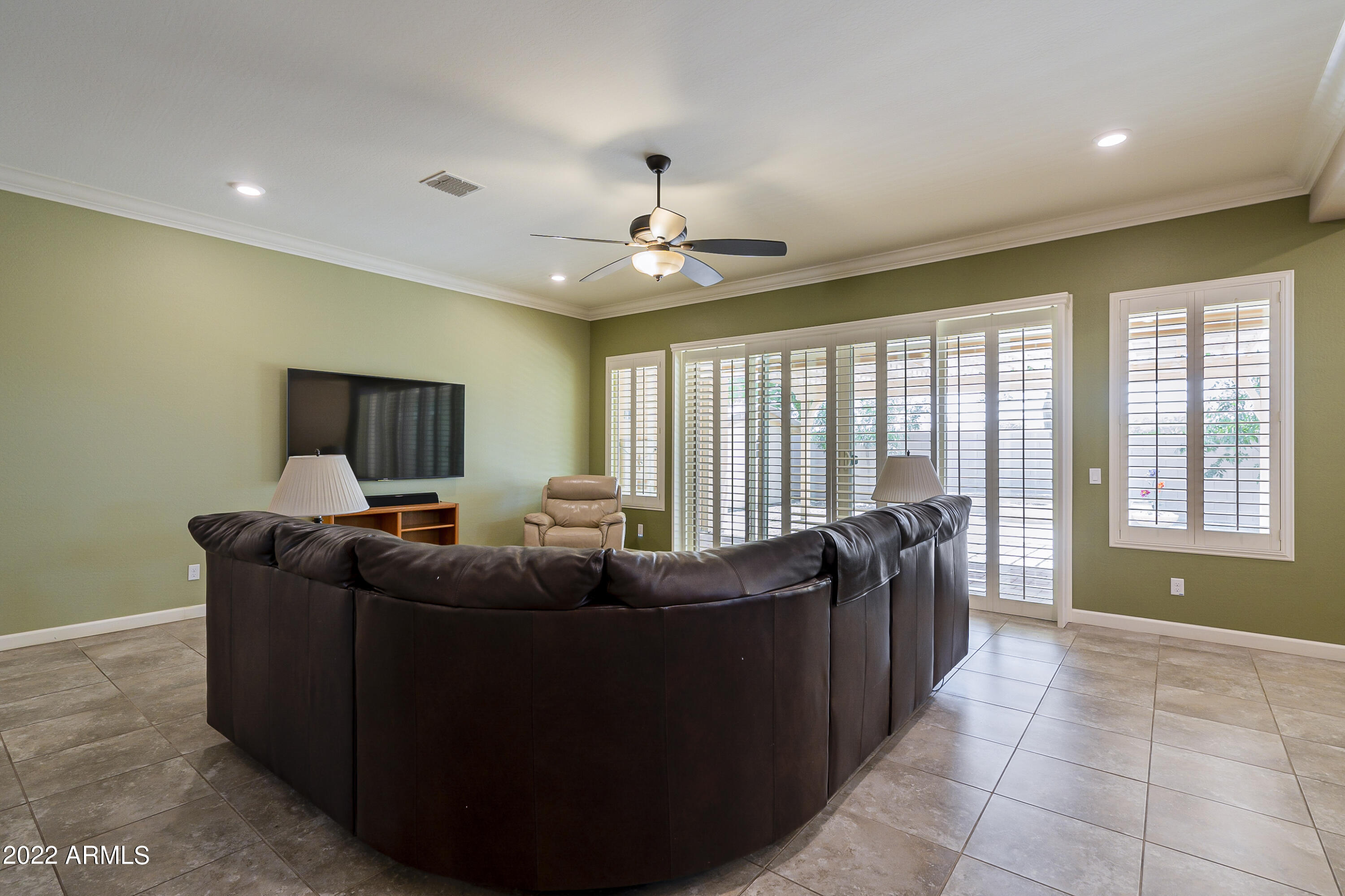 1151 East Reliant Street Gilbert, AZ 85298 - Photo 10 of 68 GREAT ROOM