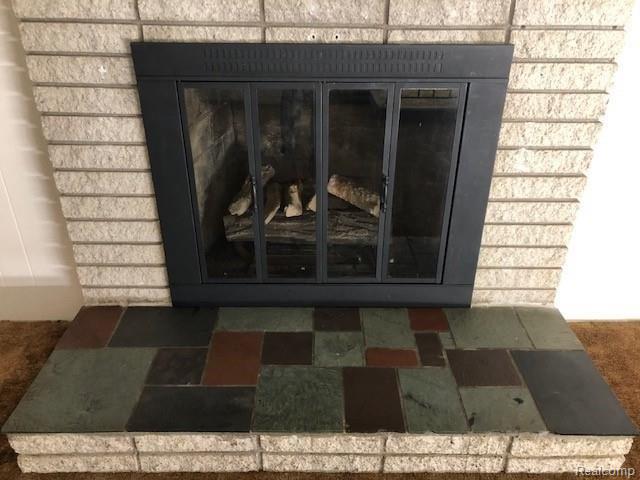 19823 Merriman Road Livonia, MI 48152 - Photo 9 of 34 IMG_1125.jpg