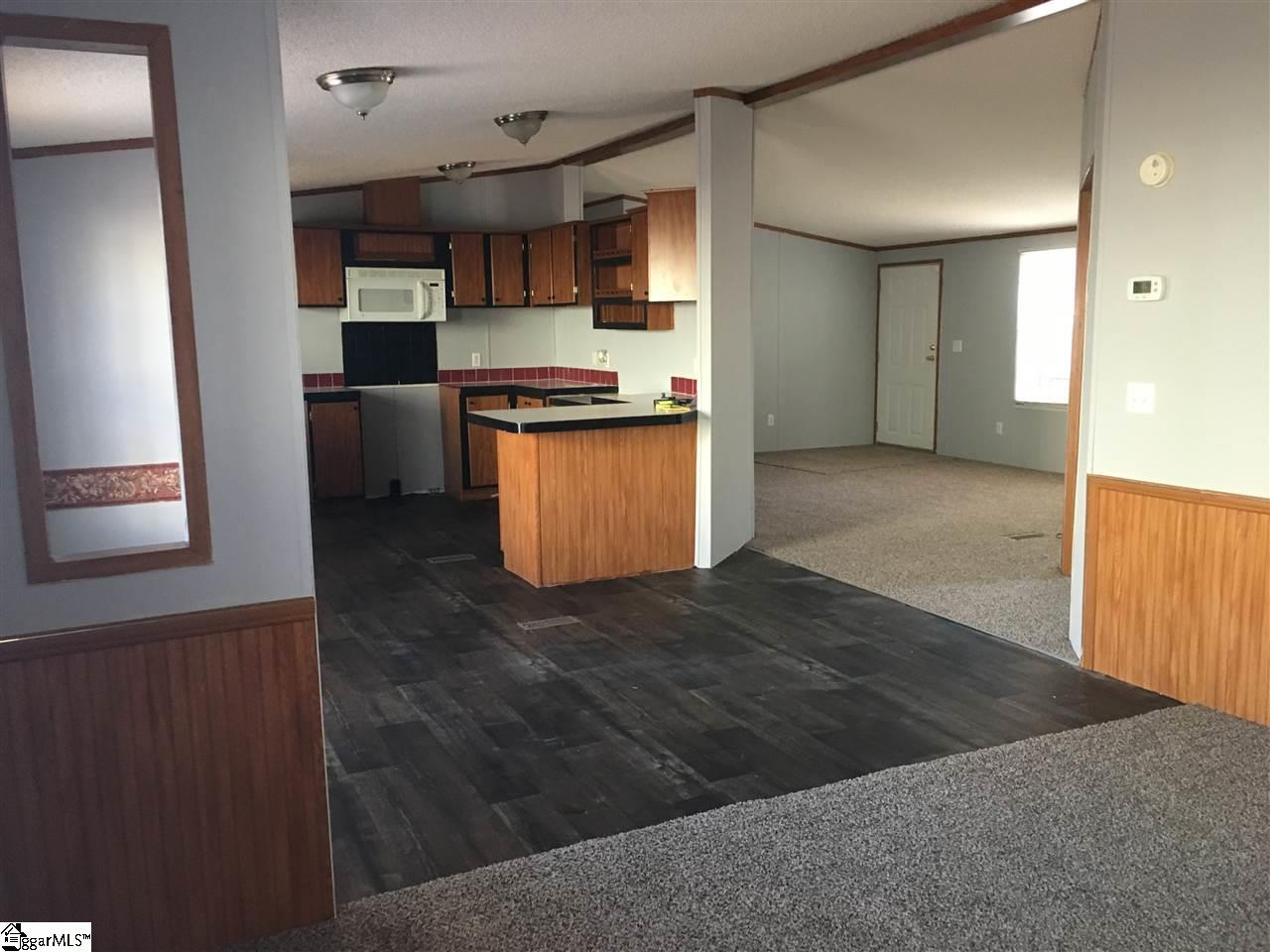 118 McCullough Road Piedmont, SC 29673 - Photo 3 of 26 Gallery Image 3