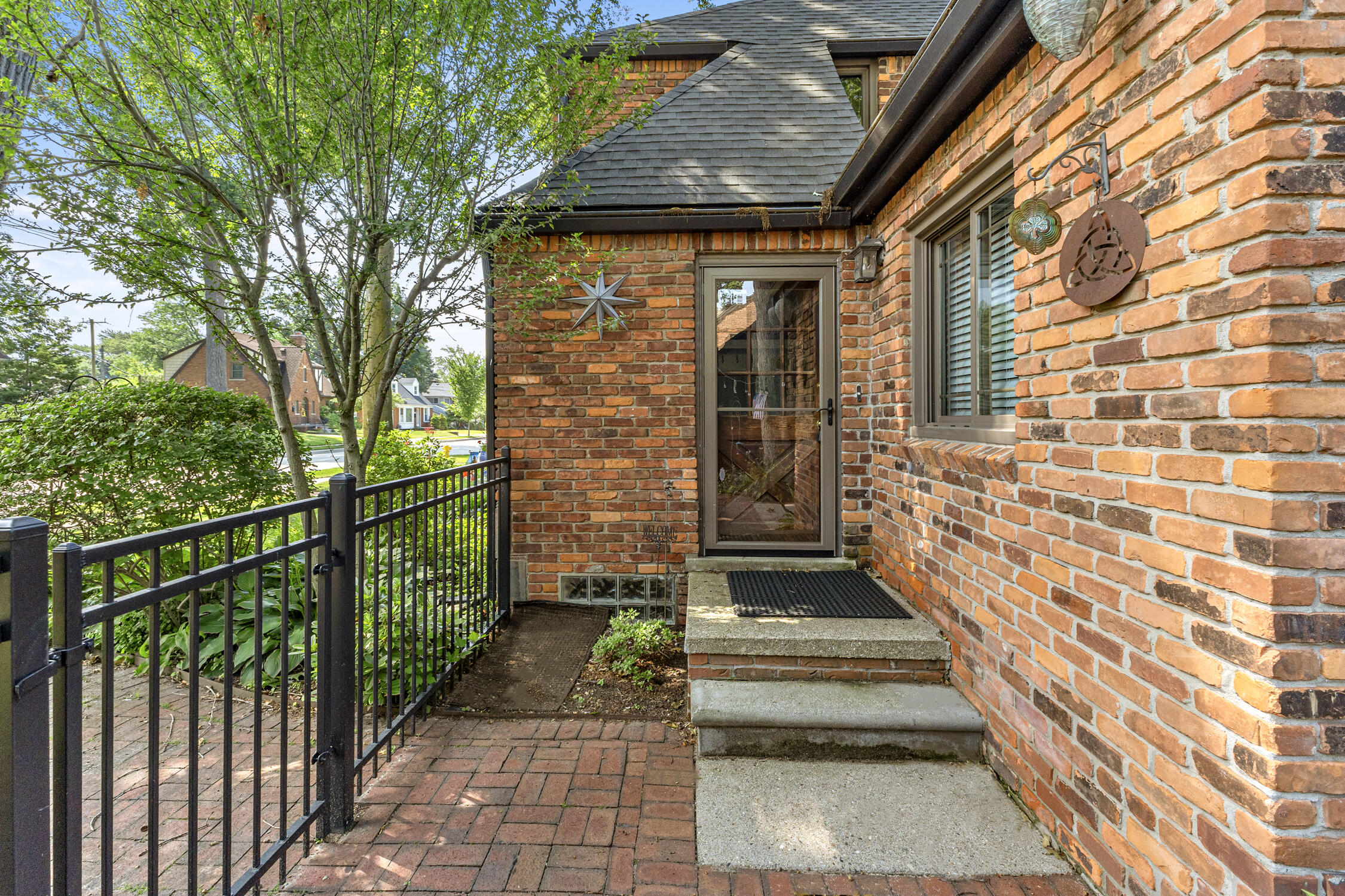 440 Meridan Street Dearborn, MI 48124 - Photo 41 of 46 45