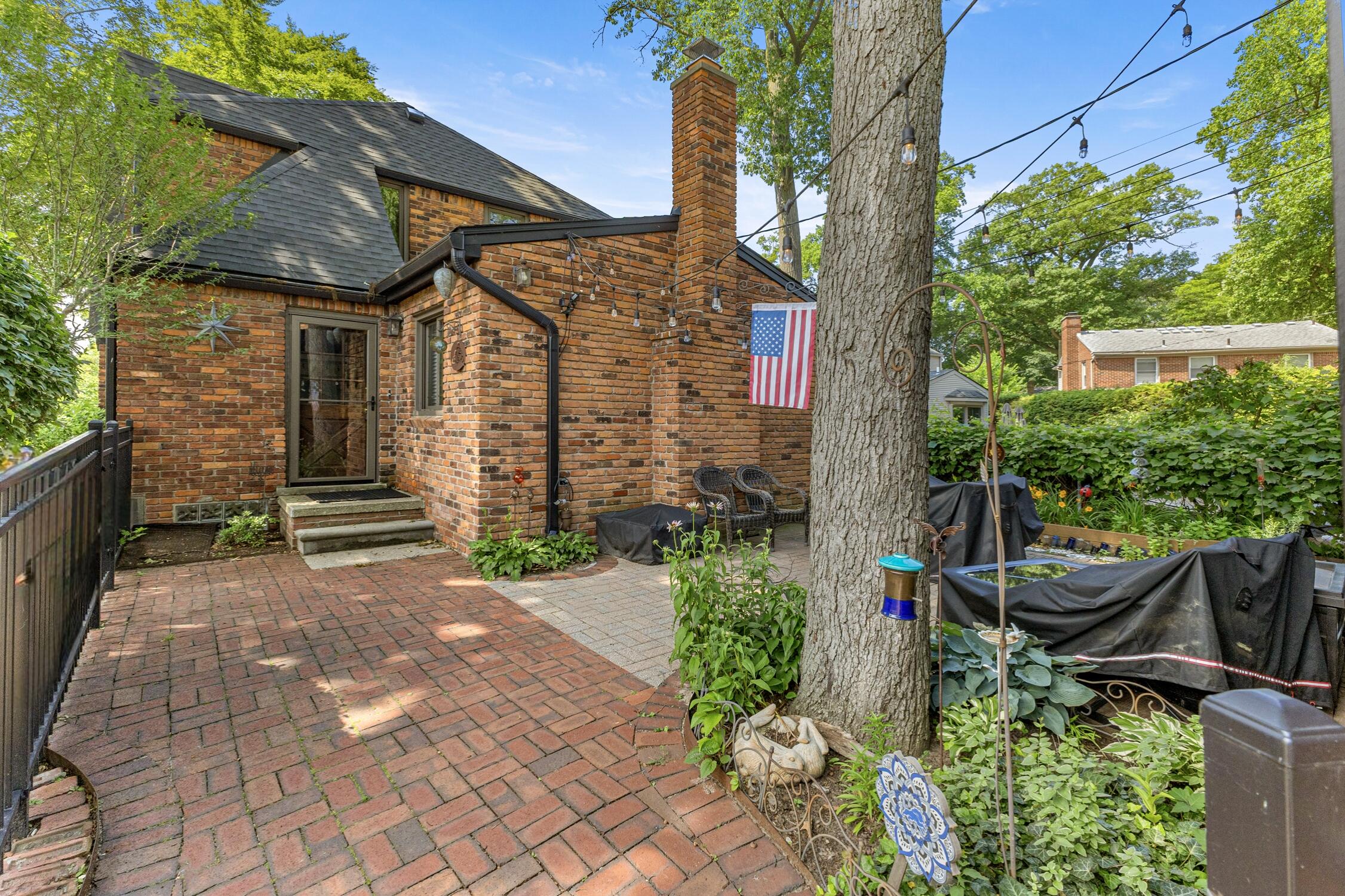 440 Meridan Street Dearborn, MI 48124 - Photo 42 of 46 46