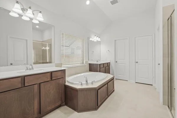 $2,900 | 1420 Florecer Lane, Magnolia, TX 77354