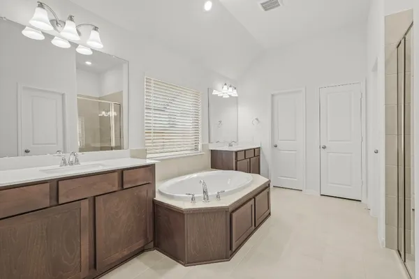 $2,900 | 1420 Florecer Lane, Magnolia, TX 77354