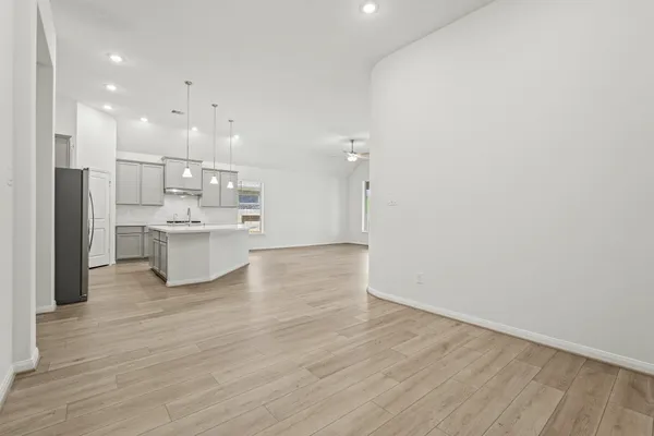 $2,900 | 1420 Florecer Lane, Magnolia, TX 77354