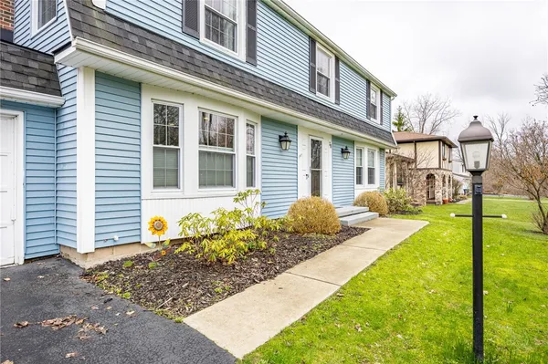 $399,900 | 78 Phaeton Drive, Penfield, NY 14526