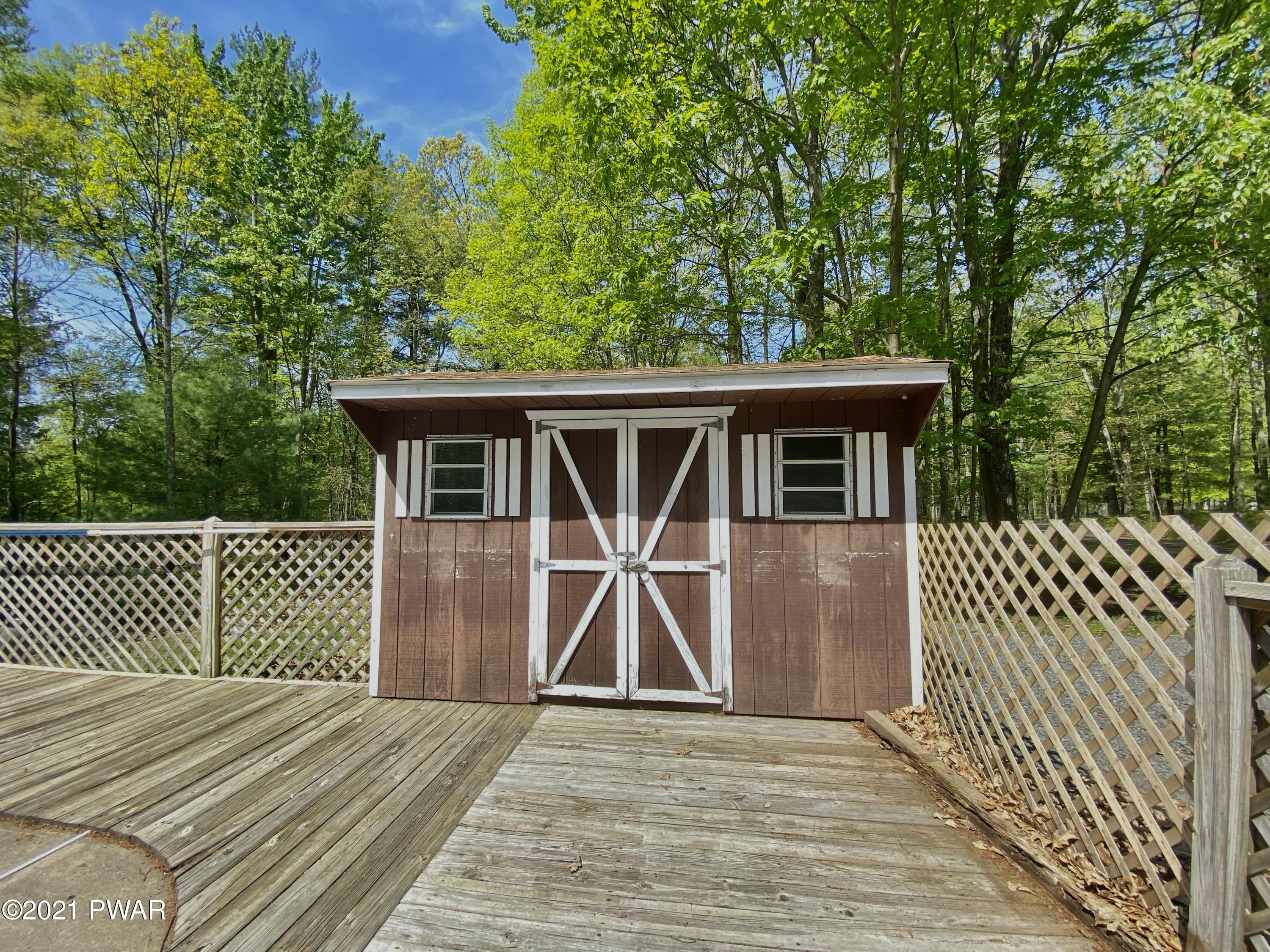 210 Crane Road Lakeville, PA 18438 - Photo 38 of 47
