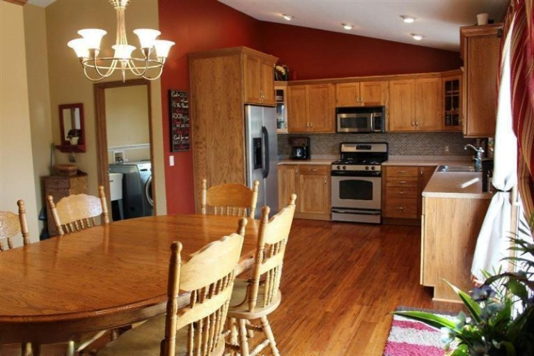 20594 State Line Road Edwardsburg, MI 49112 - Photo 3 of 6 Additional Photo