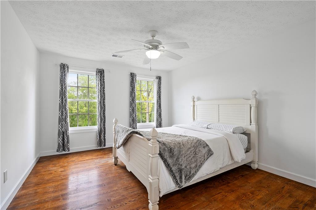 192 Baldwin Road Carnegie, PA 15106 - Photo 36 of 50 a bed room with a bed and a window