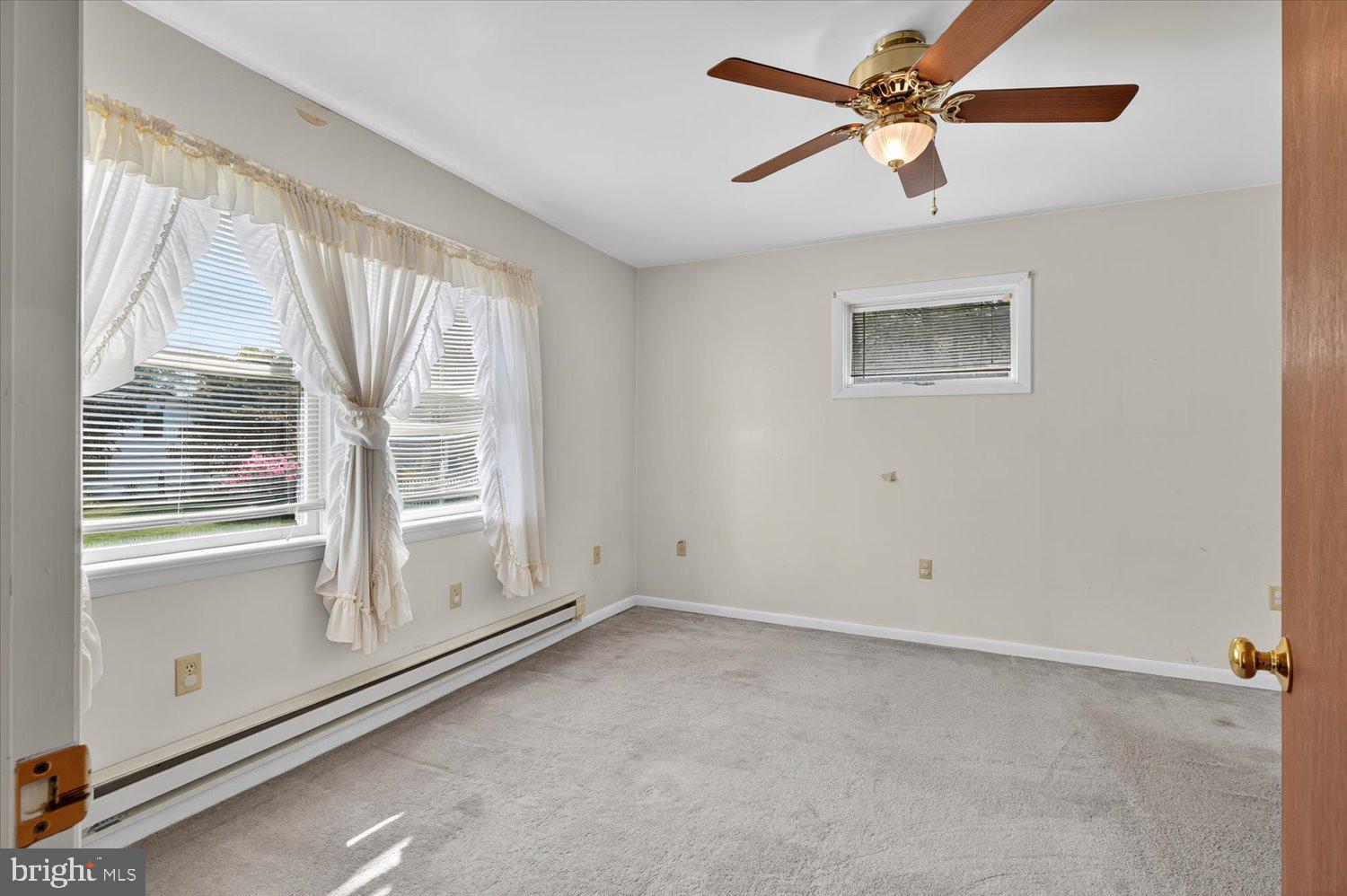 175 Eastbrook Road Smoketown, PA 17576 - Photo 12 of 24 an empty room with a window
