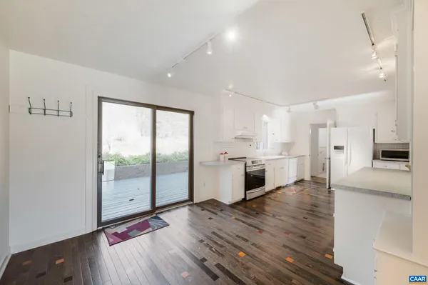 $825,000 | 2288 Lexington Turnpike, Amherst, VA 24521