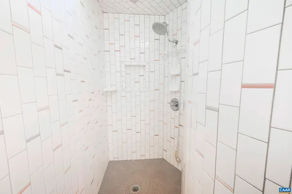 $825,000 | 2288 Lexington Turnpike, Amherst, VA 24521