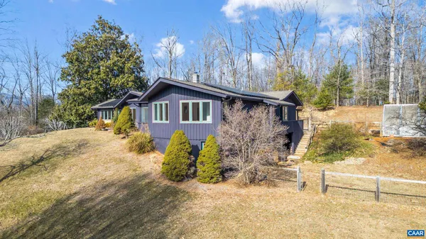 $825,000 | 2288 Lexington Turnpike, Amherst, VA 24521