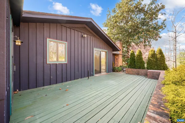 $825,000 | 2288 Lexington Turnpike, Amherst, VA 24521