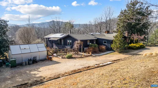 $825,000 | 2288 Lexington Turnpike, Amherst, VA 24521