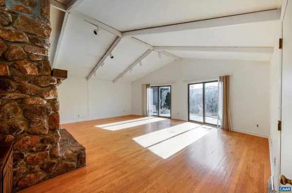 $825,000 | 2288 Lexington Turnpike, Amherst, VA 24521