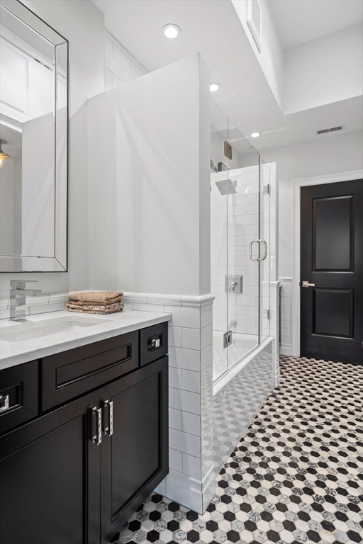 795 East 4th Street Boston, MA 02127 - Photo 23 of 41