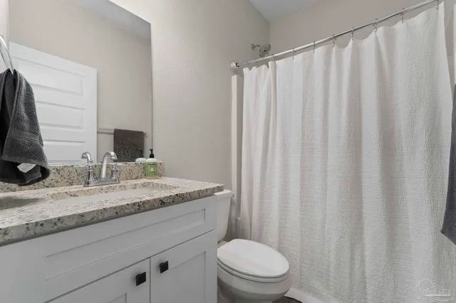 $2,250 | 5087 San Pedro Court, Milton, FL 32583