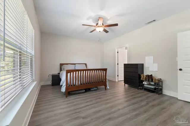 $2,250 | 5087 San Pedro Court, Milton, FL 32583