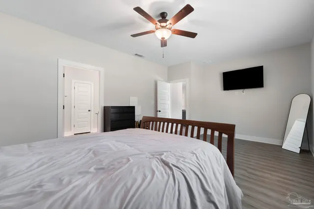 $2,250 | 5087 San Pedro Court, Milton, FL 32583