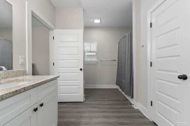 $2,250 | 5087 San Pedro Court, Milton, FL 32583