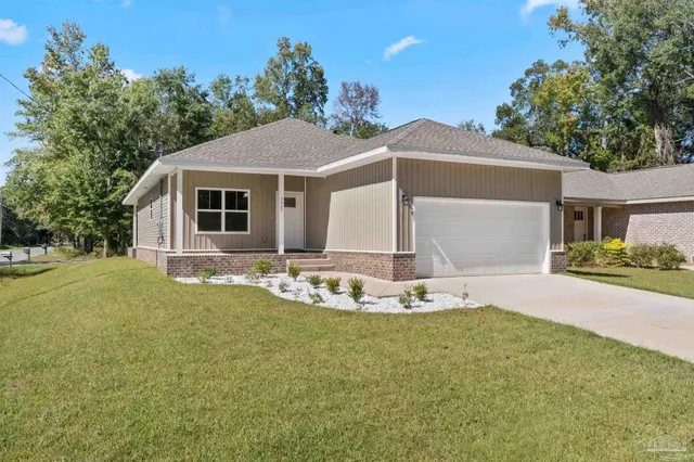 $2,250 | 5087 San Pedro Court, Milton, FL 32583