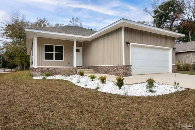 $2,250 | 5087 San Pedro Court, Milton, FL 32583