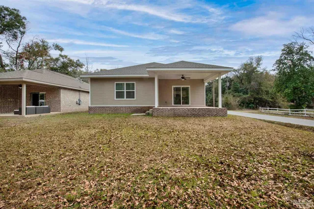 $2,250 | 5087 San Pedro Court, Milton, FL 32583