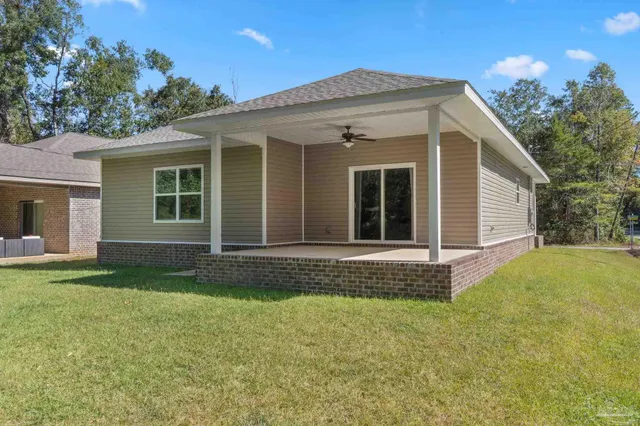 $2,250 | 5087 San Pedro Court, Milton, FL 32583