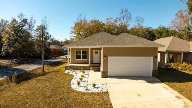 $2,250 | 5087 San Pedro Court, Milton, FL 32583