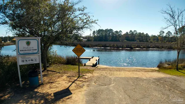 $2,250 | 5087 San Pedro Court, Milton, FL 32583