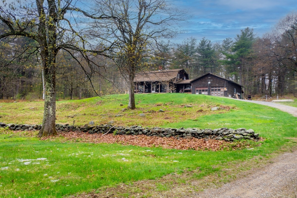 207 West Princeton Road Westminster, MA 01473 - Photo 2 of 36 a view of a garden with a tree