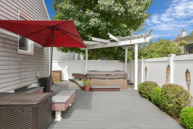 $885,000 | 3309 Balsam Street, Oceanside, NY 11572