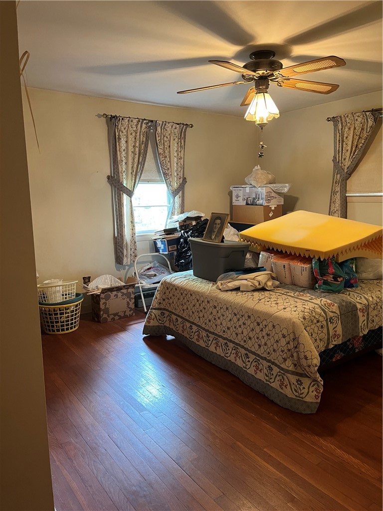 1369 Hope Road Cranston, RI 02831 - Photo 11 of 18