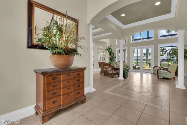 a view of entryway and hall