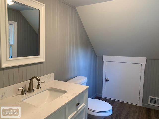 7621 Bordman Road Almont, MI 48003 - Photo 33 of 41 2nd Floor 1/2 Bath