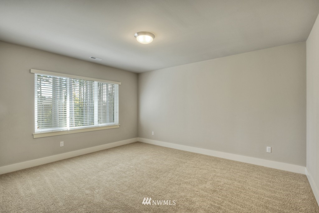 20613 3rd Avenue Southeast, Unit 21 Bothell, WA 98012 - Photo 8 of 17 Gallery Image 8