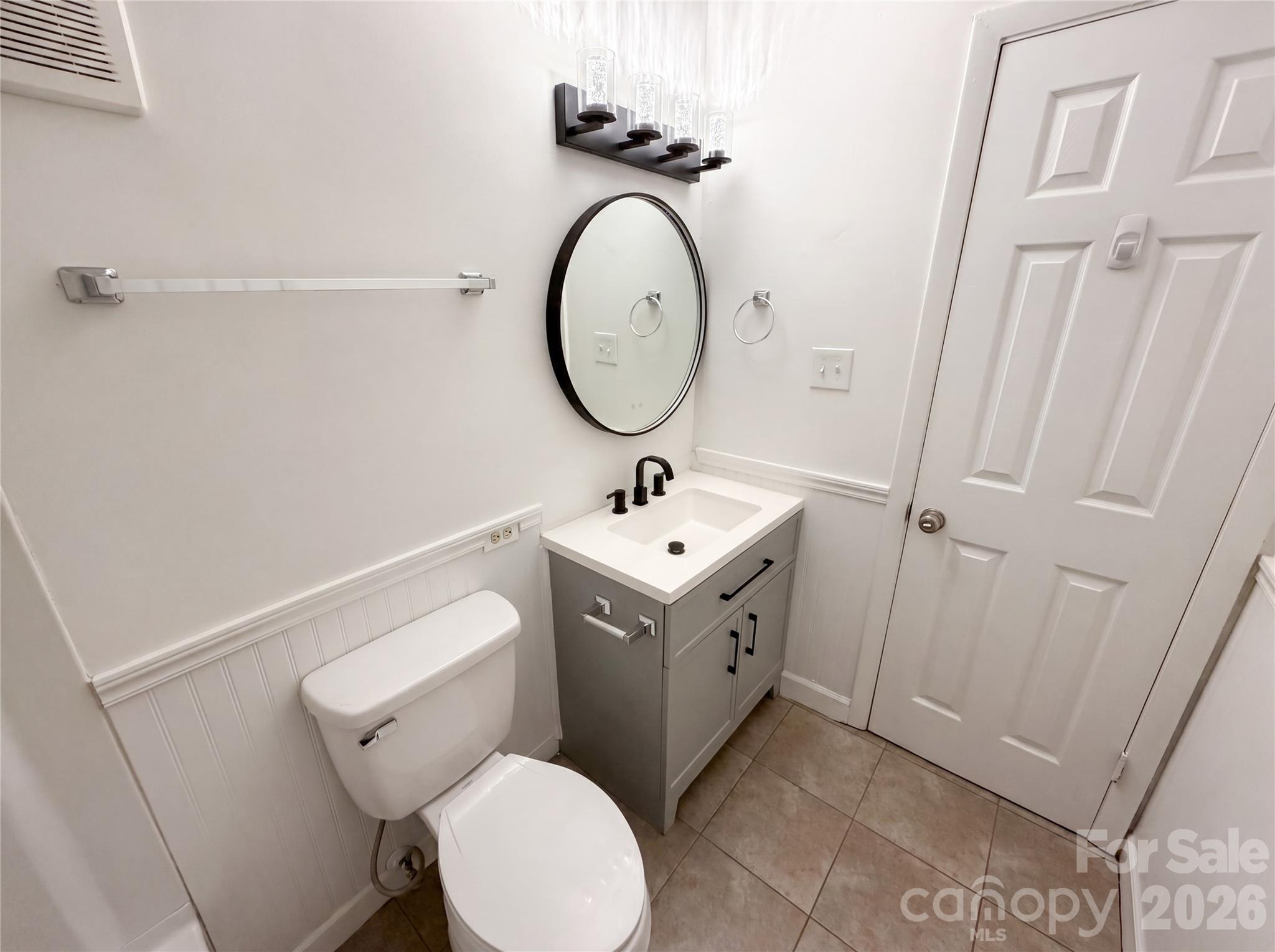1625 Merry Oaks Road, Unit D Charlotte, NC 28205 - Photo 15 of 19