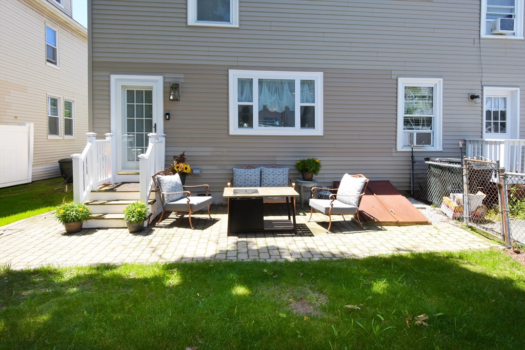 435 Cabot Street, Unit B Beverly, MA 01915 - Photo 32 of 35
