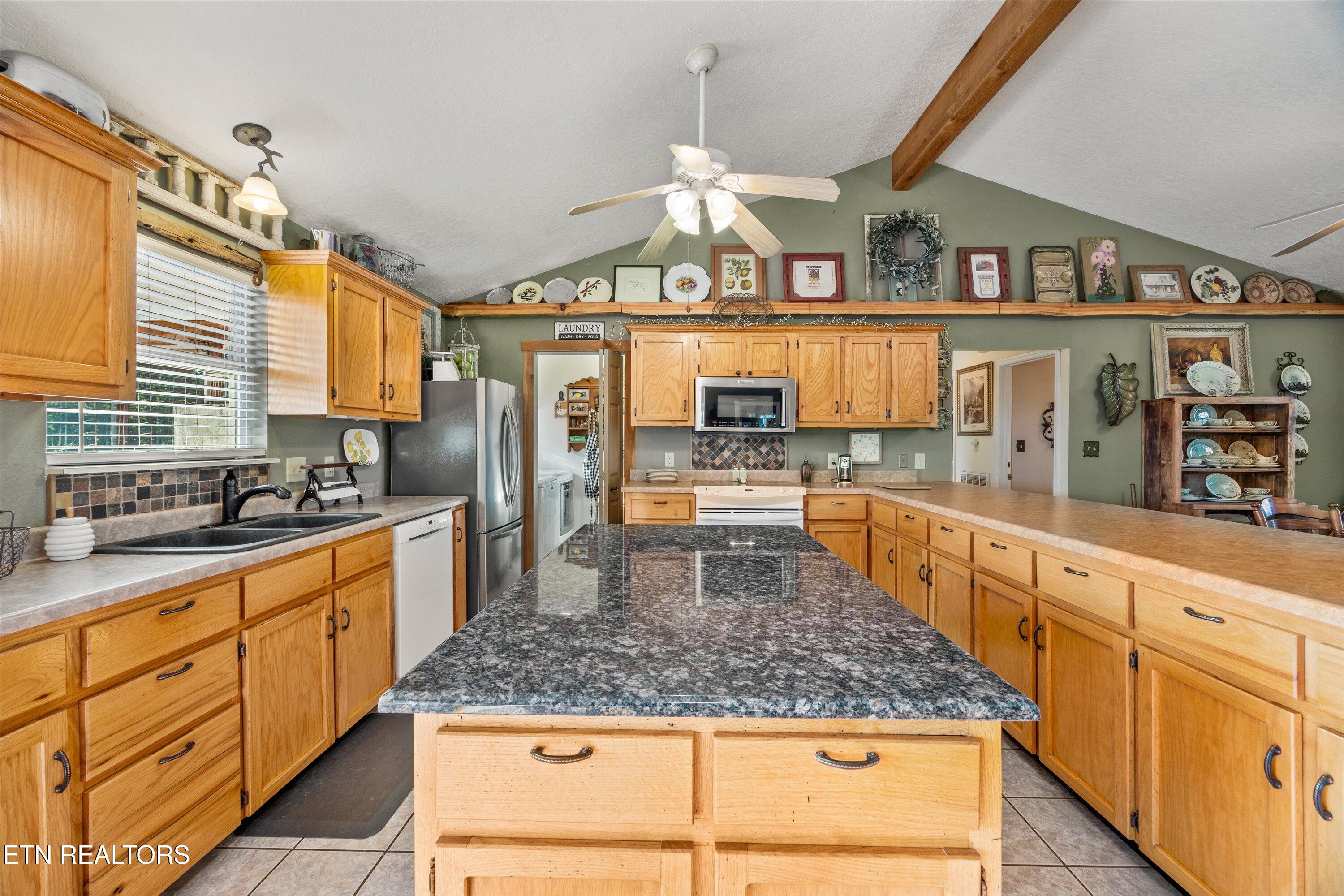 583 County Road 804 Etowah, TN 37331 - Photo 14 of 60 023-583 Co Rd 804-24