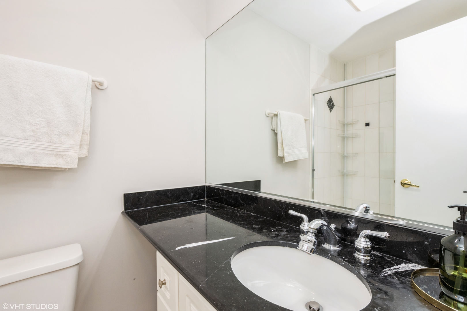 2529 North Halsted Street, Unit 1S Chicago, IL 60614 - Photo 12 of 16