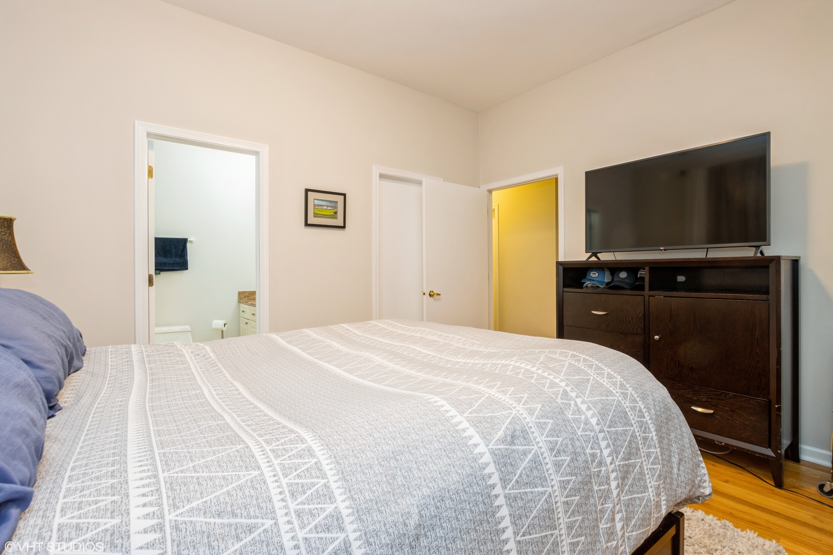 2529 North Halsted Street, Unit 1S Chicago, IL 60614 - Photo 8 of 16