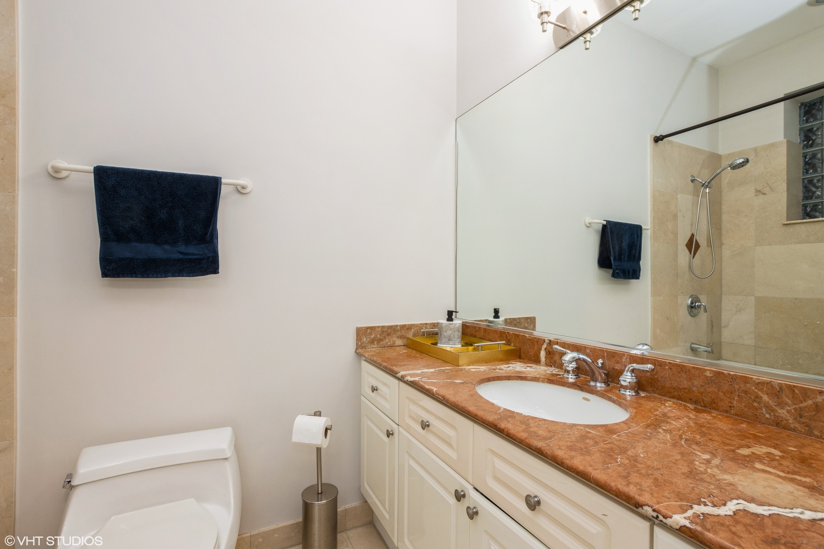 2529 North Halsted Street, Unit 1S Chicago, IL 60614 - Photo 9 of 16