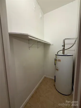 $795 | 304 Kristin Lane, Unit 7, Hudson, NC 28638