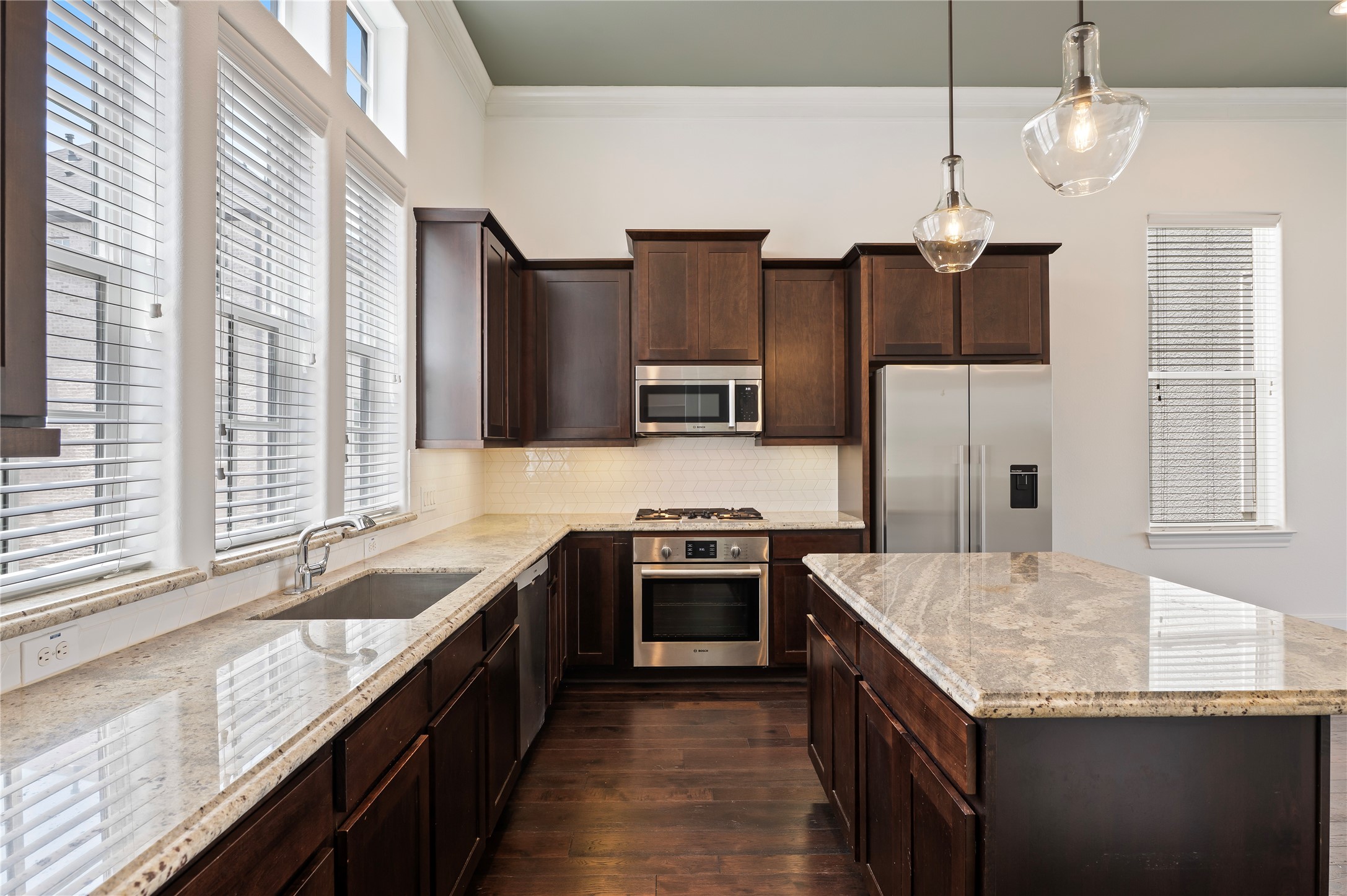 9674 Knight Road Houston, TX 77045 - Photo 14 of 42