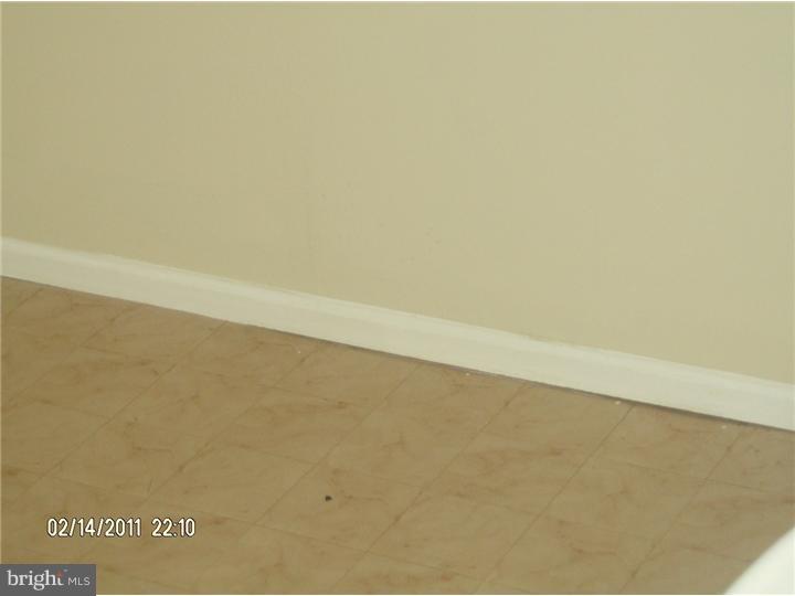 200 Lafayette Road Audubon, NJ 08106 - Photo 8 of 11 Living Room