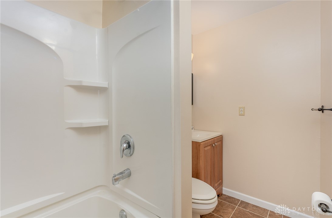 5601 Botkins Road Dayton, OH 45424 - Photo 24 of 26 Gallery Image 24