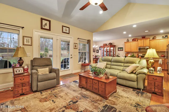 $287,500 | 24 Mallard Court, Unit 2, Crossville, TN 38572