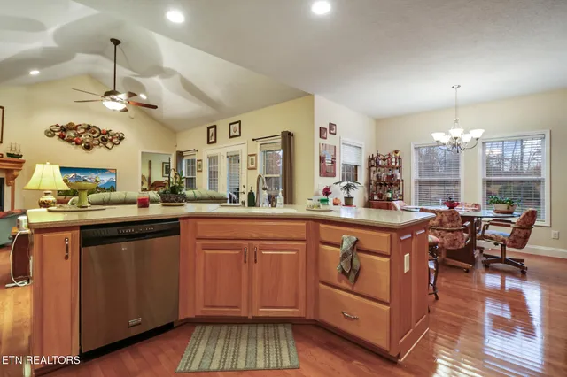 $287,500 | 24 Mallard Court, Unit 2, Crossville, TN 38572