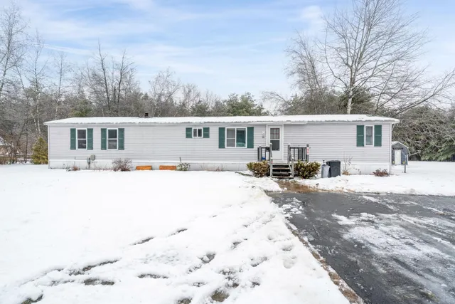 $129,900 | 86 Martin Road, Deering, NH 03244