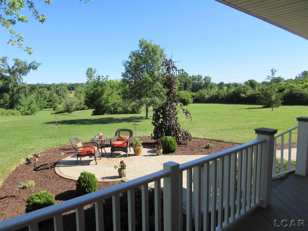 5235 Allen Road Tecumseh, MI 49286 - Photo 4 of 51